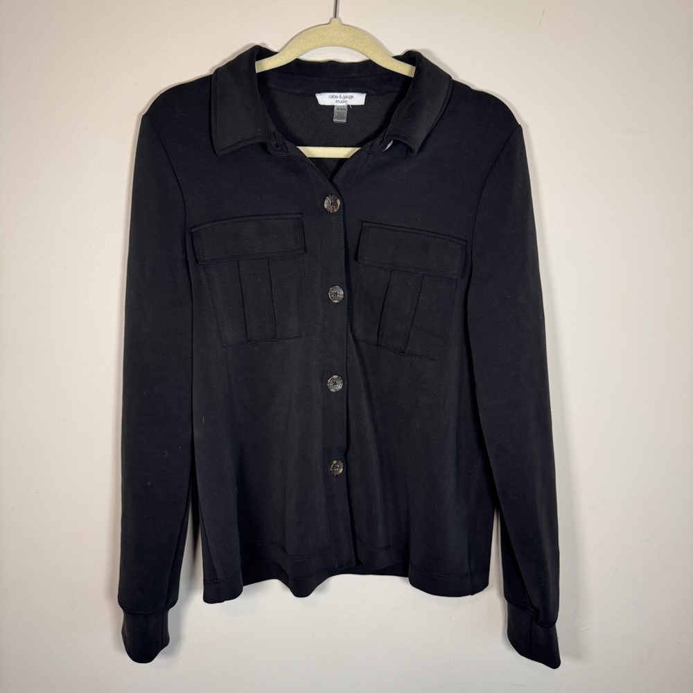 Cable & Gauge Studio Black Button-Up Blouse